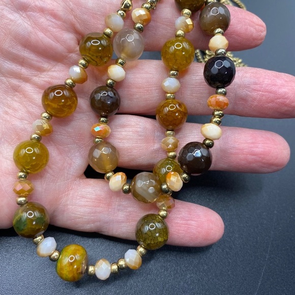 Natural Stone & Glass Beads Pair of Gold Tone Necklaces - Picture 2 of 10